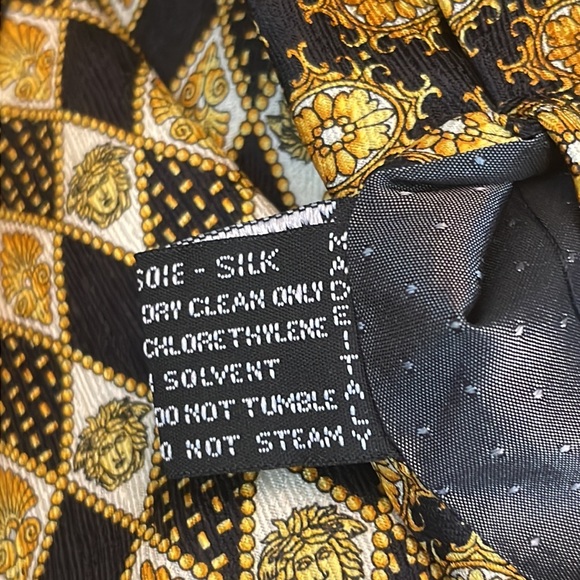 Gianni Versace Tie - Picture 5 of 5